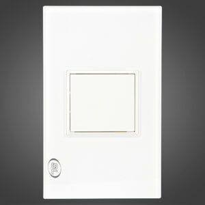 Placa con tres tapones ciegos