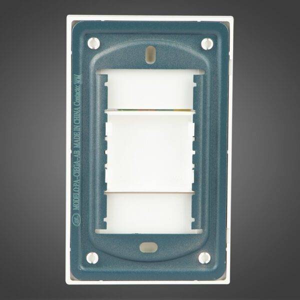 Placa con tres tapones ciegos - Imagen 2